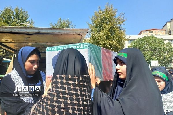 تشییع پیکر مطهر شهید گمنام در دبیرستان تربیت رودهن