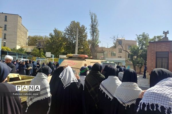تشییع پیکر مطهر شهید گمنام در دبیرستان تربیت رودهن