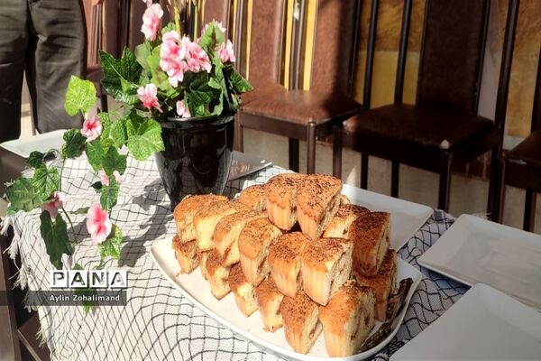 مراسم گرامیداشت هفته دفاع مقدس در مدرسه شاهد کوثر رباط کریم
