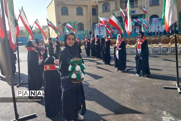 جشن عاطفه‌ها، همزمان با سراسر کشور در شیراز