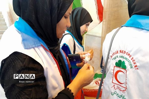 نمایشگاه دفاع مقدس جوانان جمعیت هلال احمر مانه و سملقان