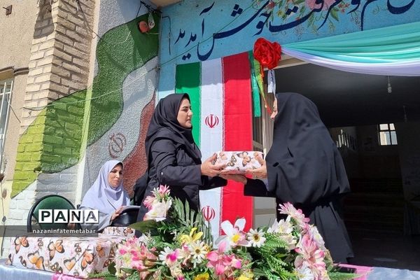 حال و هوای روزهای آغازین سال تحصیلی جدید در مدرسه حضرت  معصومه(س) شهرستان فیروزکوه