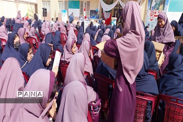 برگزاری جشن عاطفه‌ها در ساوه