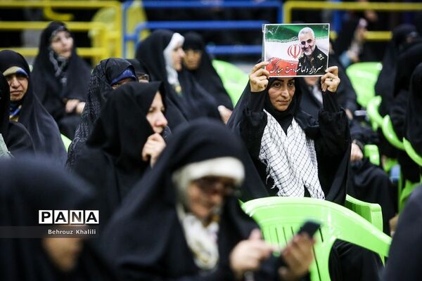اجتماع بزرگ جوانان نقش آفرین گام دوم انقلاب