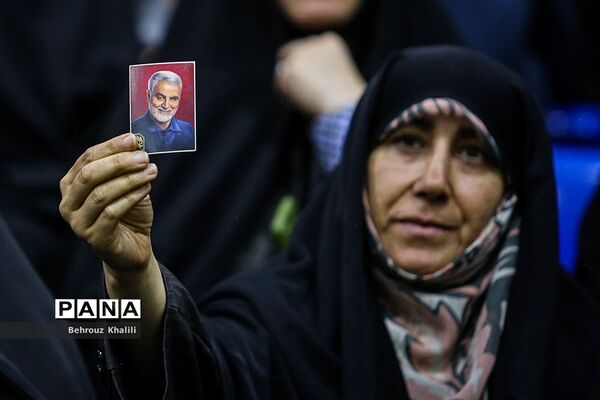 اجتماع بزرگ جوانان نقش آفرین گام دوم انقلاب