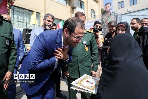 آیین افتتاحیه چهارمین دوره لاله‌های روشن