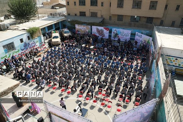 آیین افتتاحیه چهارمین دوره لاله‌های روشن