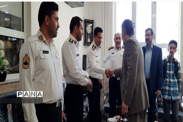 مراسم نواختن زنگ مهر و  تقدیر از فرزندان شهید سرهنگ جام دوست