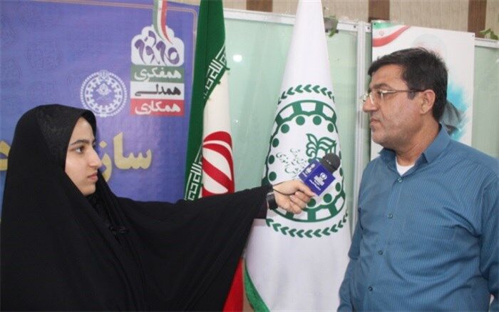 جشن عاطفه‌ها با هدف ترویج فرهنگ کمک به همنوعان و کمک به تامین مایحتاج دانش‌آموزان نیازمند در مدارس استان بوشهر/فیلم