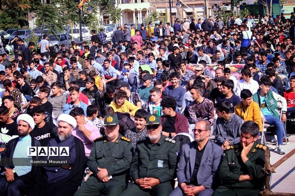 اجتماع جوانان نقش آفرین گام دوم انقلاب