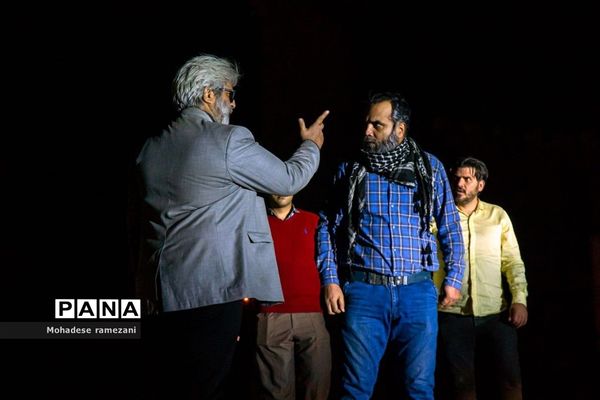 نمایش بزرگ میدانی نوری در نیمروز در بوستان کوهشار