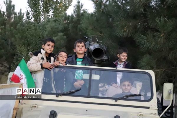 نمایشگاه هفته دفاع مقدس