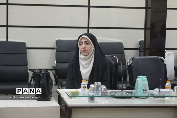 نشست هم‌اندیشی کارشناسان تربیت‌بدنی و سلامت شهرستان‌ها و مناطق با حوزه  تربیت بدنی و سلامت   آموزش و پرورش استان بوشهر