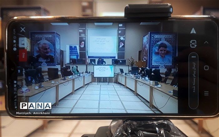 خبرنگاران به  امیدآفرینی بپردازند