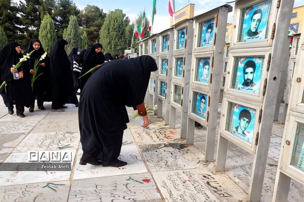 مراسم غبارروبی مزار شهدا در آرامستان خواجه ربیع مشهد