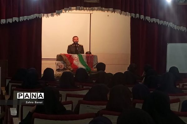 گرامیداشت هفته دفاع مقدس با حضور بسیج شهید منتظر قائم یزد