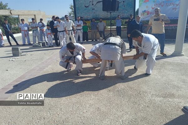 همایش بزرگ پیاده‌روی خانوادگی در شهرستان رباط‌کریم