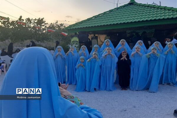 بزرگداشت هفته دفاع مقدس در مزار شهدای پارک خورشید