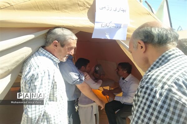 برگزاری نمایشگاه تجهیزات نظامی و سلاح‌های سنگین و نیمه سنگین در کاشمر