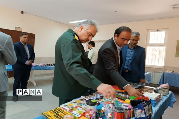 افتتاحیه نمایشگاه تخصصی کتاب و نوشت افزار در خلیل‌آباد