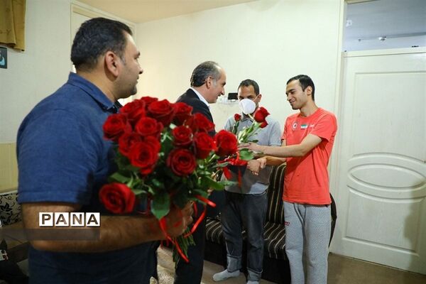 دیدار شهردار فردیس با معلولان ذهنی موسسه خیریه توانبخشی سرای رادمهر