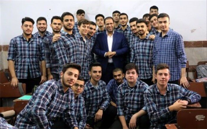 صحرایی: در تلاشیم تا هنرستان‌ها با دانشگاه شهیدرجایی ارتباط داشته باشند