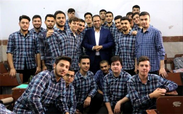 صحرایی: در تلاشیم تا هنرستان‌ها با دانشگاه شهیدرجایی ارتباط داشته باشند