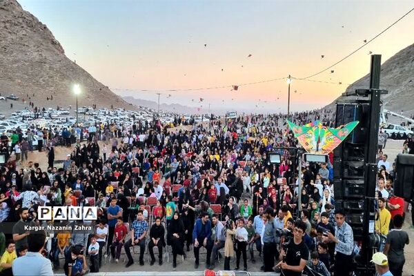 جشنواره بادبادک‌ها در اردکان