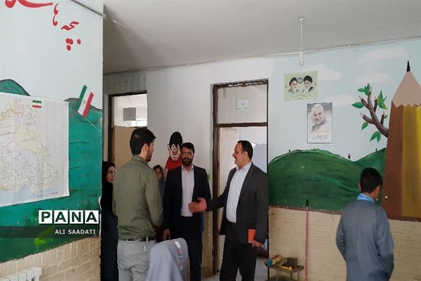 بازدید مدیر آموزش و پرورش شهرستان کلات از مدارس روستاهای قله زو، آقداش و سیرزار