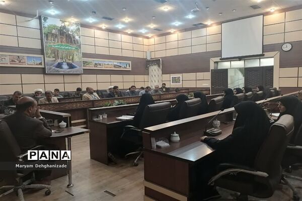 آیین تکریم و معارفه مسئول اتحادیه انجمن‌های اسلامی دانش‌آموزان شهرستان مهریز