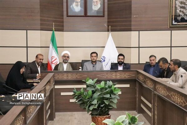 آیین تکریم و معارفه مسئول اتحادیه انجمن‌های اسلامی دانش‌آموزان شهرستان مهریز