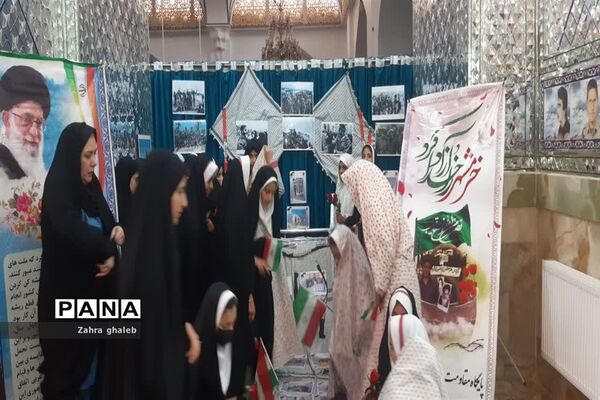 پدر شهید لردی میزبان دانش‌آموزان بافقی