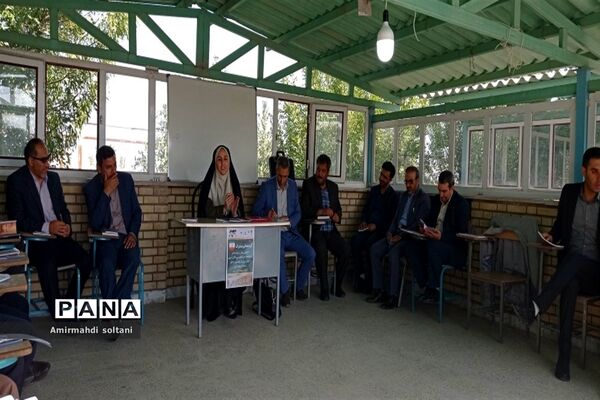 گردهمایی معاونان پرورشی و فرماندهان حوزه‌های بسیج دانش‌آموزی آذربایجان شرقی