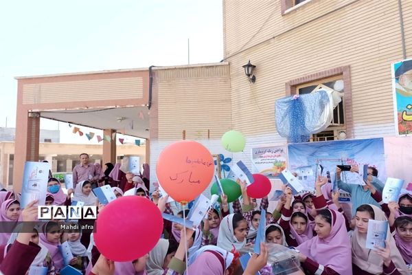 نواختن زنگ جشن عاطفه‌ها در مدارس بهبهان