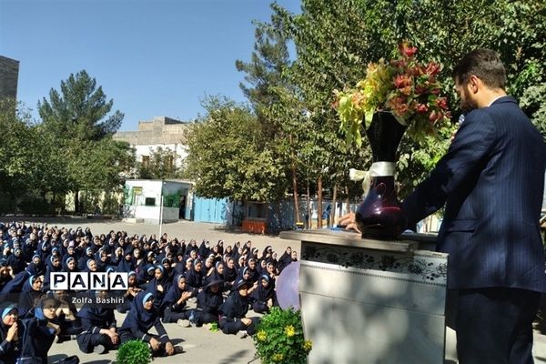 میلاد رسول اکرم(ص) در مدارس شهرستان‌قرچک