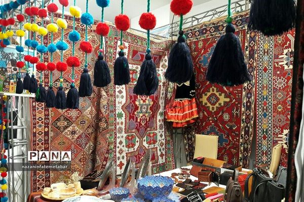 نمایشگاه توانمندی‌ها و دست‌آوردهای فرهنگی شهرستان فیروزکوه