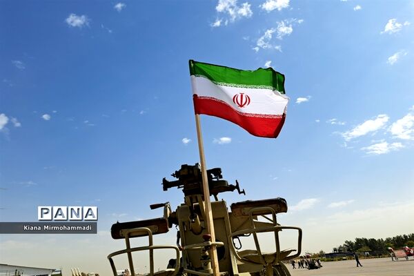 نمایشگاه دستاوردها و راهیان پیشرفت نیروی هوافضای سپاه در مشهد