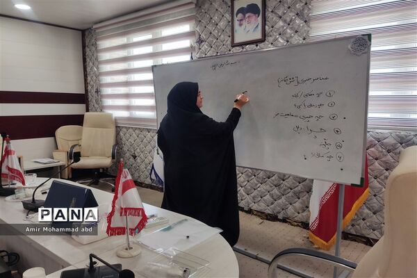 کارگاه آموزشی طرح هر مدرسه یک خبرنگار ویژه دانش‌آموزان پسر کهریزک