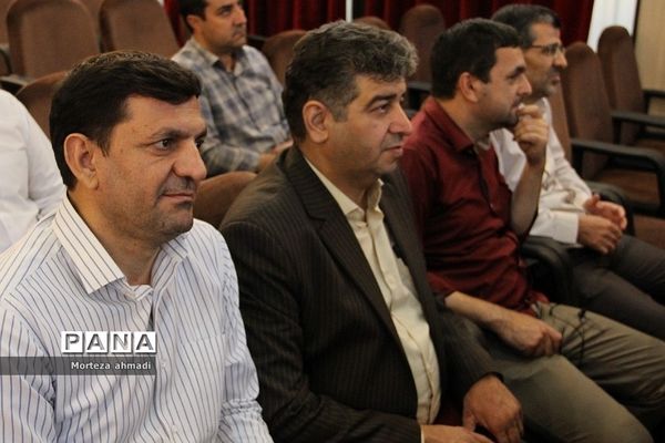 آیین تکریم و معارفه مدیر آموزش و پرورش ناحیه یک شهرری