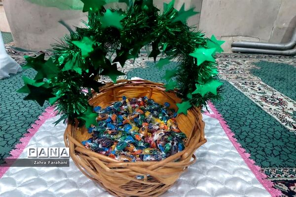 جشن نماز دانش‌آموزان آموزشگاه الله‌اکبر اسلامشهر