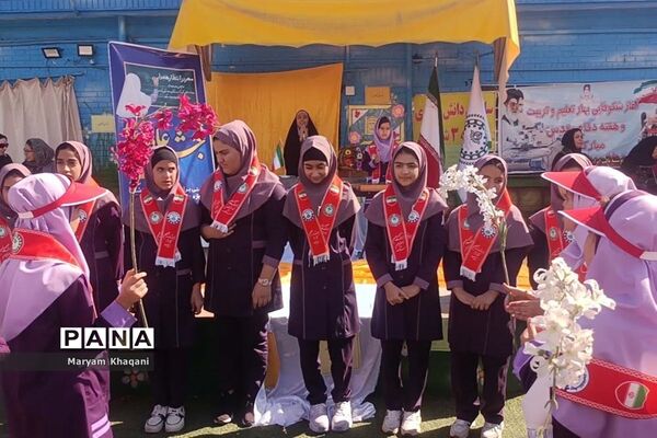 جشن عاطفه‌ها در دبستان پوشینه بافت ایران ناحیه ۳ شیراز