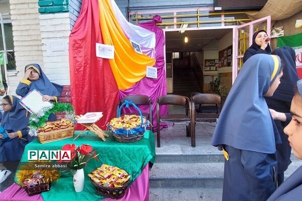 جشن میلاد پیامبر (ص)و امام صادق(ع) در دبستان شهید سجادیان رودهن