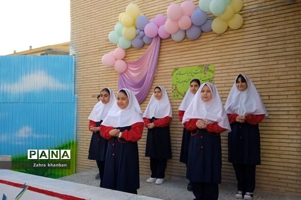 جشن هفته وحدت در دبستان دخترانه سما ۲ رودهن