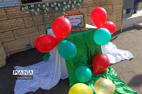 برپایی سفره صبحانه سلامت به‌مناسبت هفته وحدت در شیراز