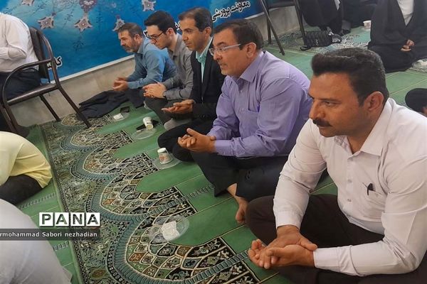 جشن هفته وحدت در اداره آموزش و پرورش ناحیه۳