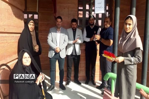 برگزاری جشن میلاد پیامبر حضرت محمد (ص) در مدرسه شهید وجدانی پاک چهاردانگه