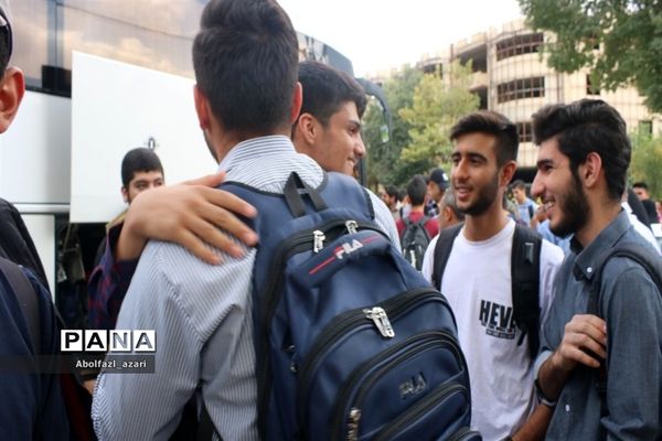 اعزام دانش‌آموزان منتخب استان چهارمحال و بختیاری به اردوی زیارتی مشهد مقدس