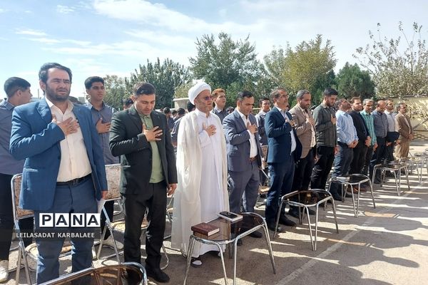 جشن میلاد حضرت محمد(ص) و امام جعفر صادق(ع) در دبیرستان نورالهدی کهریزک