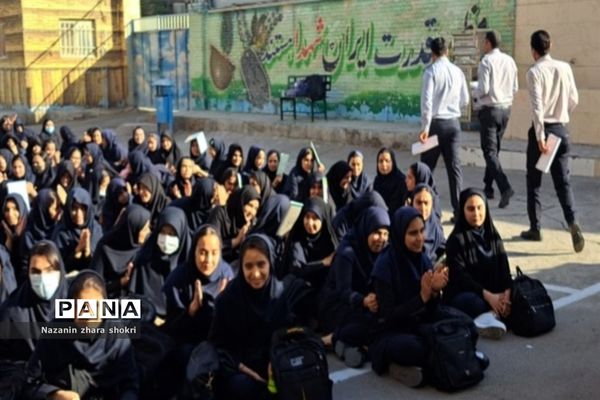 جشن ولادت پیامبر اکرم (ص) در شهرستان‌ قرچک