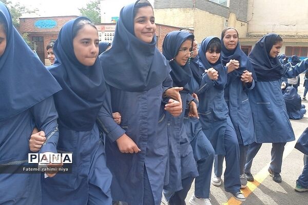 جشن هفته وحدت در مدارس دخترانه رودهن